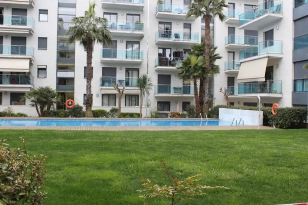 Apartamento Con Piscina Y Parking En Lloret De Mar 0*,  Spanje